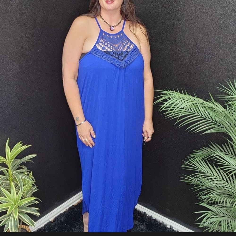 Heimish Royal Blue Halter Neck Sleeveless Maxi with Pockets New Size 1X